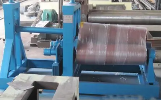 錐體卷板機